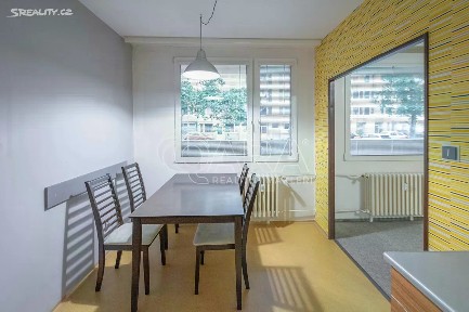 Pronájem bytu 3+1 77 m² Kosmonautů, Mělník