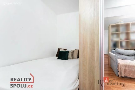 Pronájem bytu 1+kk 38 m² Jičínská, Mladá Boleslav - Mladá Boleslav III