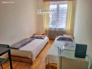 Pronájem bytu pokoje 15 m² Zahradní, Plzeň - Východní Předměstí