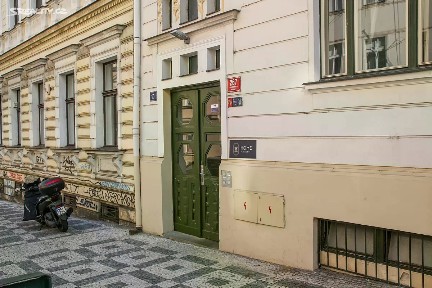 Prodej obchodního prostoru 376 m² Na Zderaze, Praha