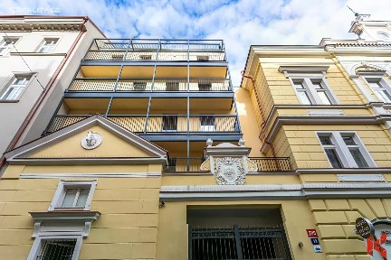 Praha, Praha 2, Vinohrady, Varšavská, 12