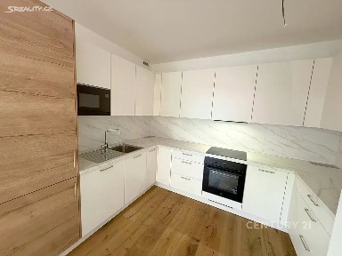 Pronájem bytu 3+kk 106 m² Ramonova, Praha - Strašnice