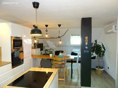 Prodej bytu 3+1 87 m² Stehlíkova, Slaný