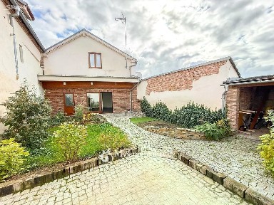 Prodej bytu 4+kk 95 m² U Brány, Znojmo