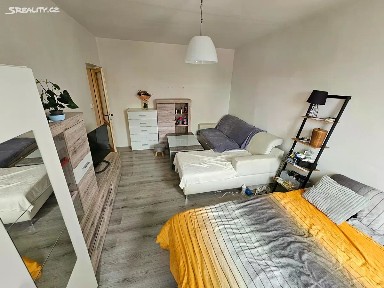 Prodej bytu 2+1 54 m² Lipecká, Praha - Malešice