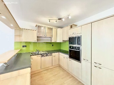 Pronájem bytu 3+kk 71 m² Tyršova, Liberec - Liberec V-Kristiánov