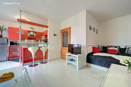 Prodej bytu 1+kk 34 m² Mattioliho, Praha - Záběhlice