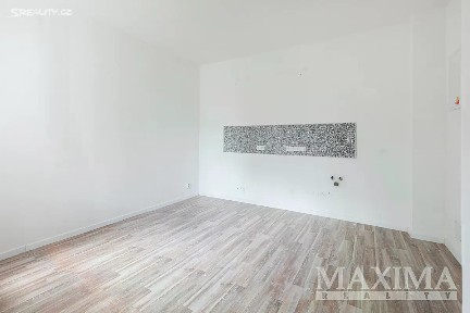 Prodej bytu atypický 14 m² Zbuzanská, Praha - Ruzyně