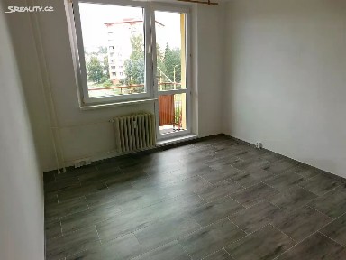 Pronájem bytu 1+kk 20 m² Okružní, Jihlava