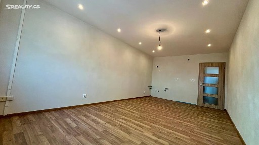 Prodej bytu 1+kk 30 m² Kejzlarova, Hradec Králové - Nový Hradec Králové