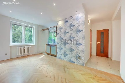 Pronájem bytu 2+kk 50 m² Podroužkova, Ostrava - Poruba