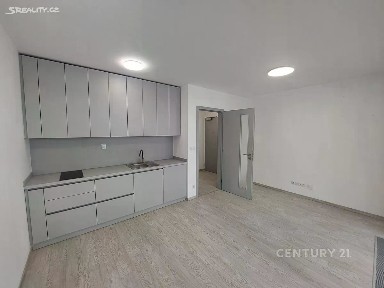 Praha, Praha 8, Karlín, Sokolovská, 102