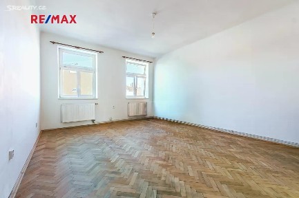 Pronájem bytu 1+1 40 m² Letohradská, Praha - Holešovice
