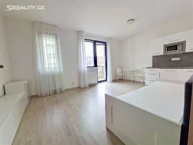 Pronájem bytu 1+kk 34 m² Barvitiova, Praha - Jinonice