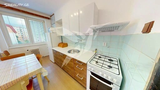 Pronájem bytu 3+1 72 m² Spojovací, Dobřany