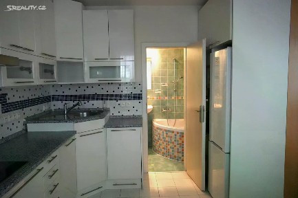 Prodej bytu 2+1 49 m² Praha - Praha 9