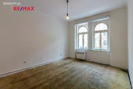 Prodej bytu 1+kk 29 m² Nuselská, Praha - Nusle