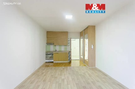 Prodej bytu 1+kk 28 m² Výškovická, Ostrava - Ostrava-Jih