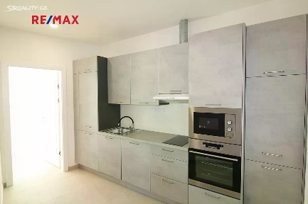 Pronájem bytu 1+1 35 m² Vyšehradská, Praha - Nové Město