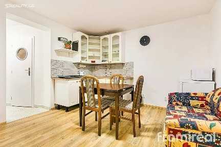 Pronájem bytu 2+kk 60 m² Francouzská, Brno - Zábrdovice