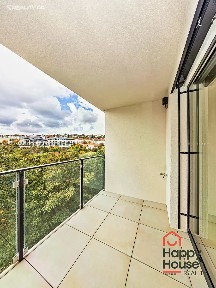 Pronájem bytu 1+kk 38 m² Radimova, Praha - Břevnov