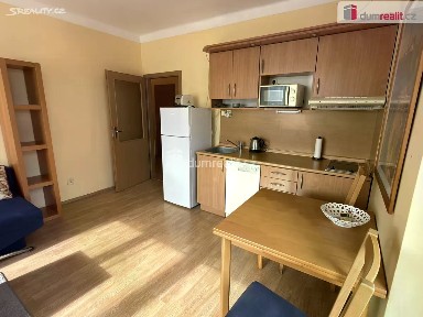 Pronájem bytu 1+kk 44 m² Velká Hradební, Ústí nad Labem - Ústí nad Labem-centrum