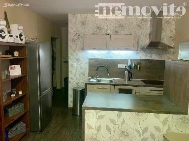 Pronájem bytu 2+kk 42 m² Brožíkova, Hradec Králové - Nový Hradec Králové