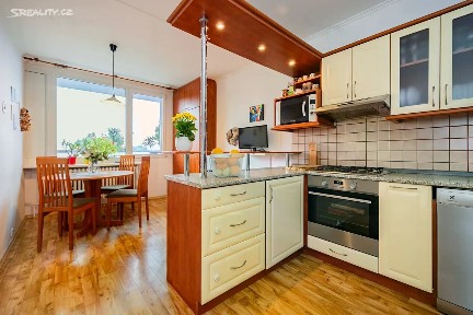 Prodej bytu 3+1 90 m² Anastázova, Praha - Břevnov