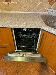 Pronájem bytu 2+1 60 m² Jakutská, Praha - Vršovice