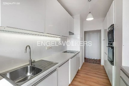 Pronájem bytu 4+kk 90 m² Mazurská, Praha - Troja