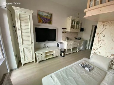 Prodej bytu 1+kk 22 m² Slapy