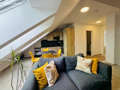 Brno, Brno-město, Židenice, Škroupova, 81