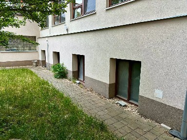 Pronájem obchodního prostoru 215 m² Jana Uhra, Brno - Veveří