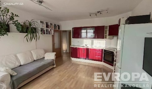 Prodej bytu 2+kk 55 m² Marty Krásové, Praha - Čakovice