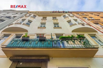 Prodej bytu 2+kk 42 m² Jaromírova, Praha - Nusle