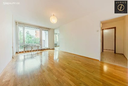 Prodej bytu 2+1 62 m² Famfulíkova, Praha - Kobylisy