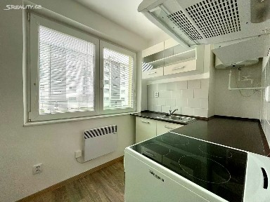Prodej bytu 1+1 29 m² Spojovací, Milovice - Mladá
