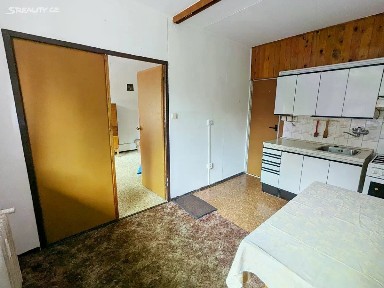 Pronájem bytu 3+1 55 m² U Stadionu, Most