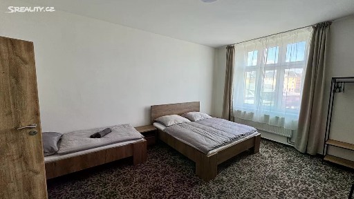Pronájem bytu pokoje 20 m² Porážková, Ostrava - Moravská Ostrava