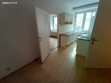 Pronájem bytu 1+1 32 m² Gorkého, Brno - Veveří