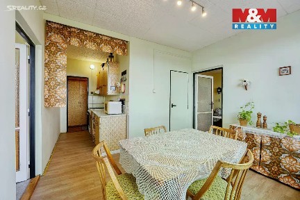 Prodej bytu 3+1 72 m² Počernická, Praha - Malešice