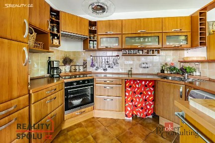 Praha, Praha 9, Újezd nad Lesy, Domanovická