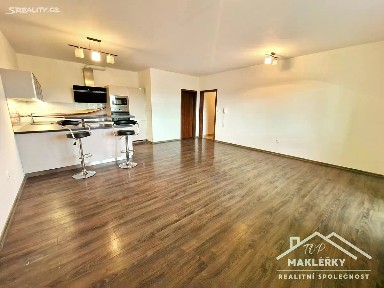 Pronájem bytu 3+kk 92 m² V Kaštánkách, Pečky