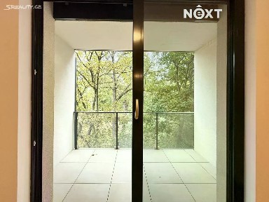 Pronájem bytu 1+kk 38 m² Radimova, Praha - Břevnov