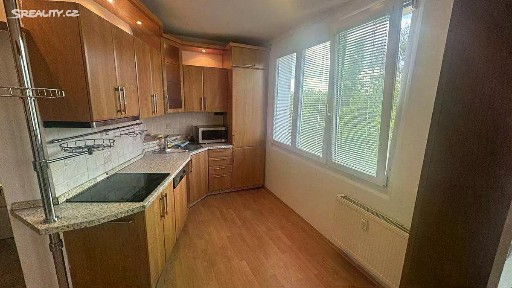 Prodej bytu 3+1 61 m² Maďarská, Karlovy Vary - Drahovice