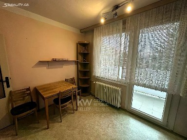 Pronájem bytu 1+1 35 m² Prostějovská, Hradec Králové - Nový Hradec Králové