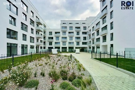 Brno, Brno-město, Černá Pole, třída Generála Píky, 3