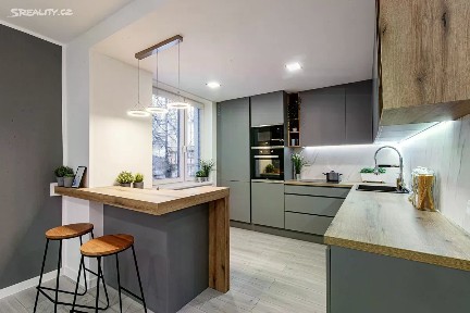 Pronájem bytu 2+1 53 m² Karola Šmidkeho, Ostrava - Poruba