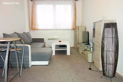 Mnichovo Hradiště, Mladá Boleslav, Černá silnice