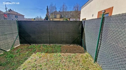 Pronájem bytu 1+kk 42 m² Letecká, Libčice nad Vltavou